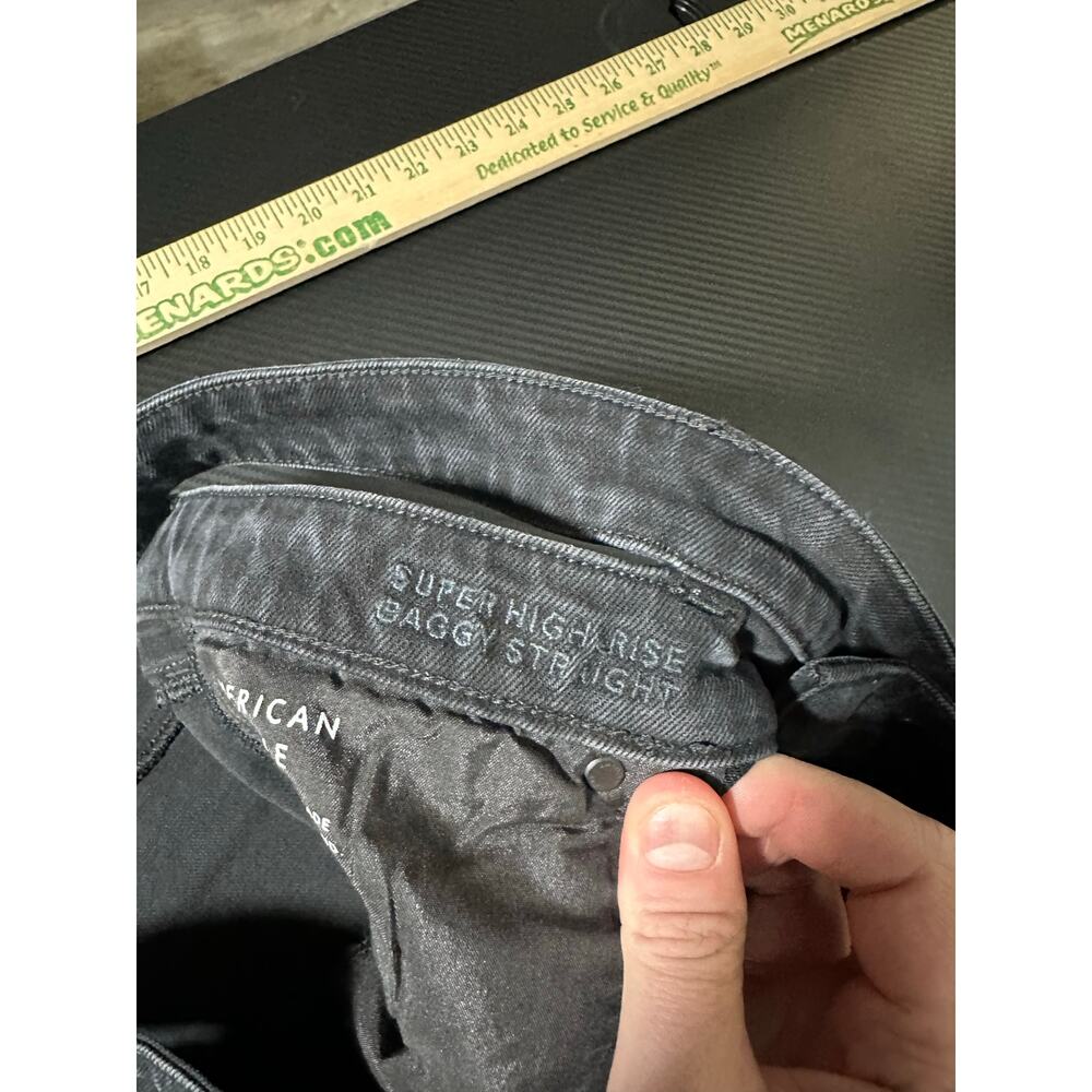 American Eagle Super High Rise Baggy Straight Cut Out Jeans Black Size 16 Long - Picture 9 of 16